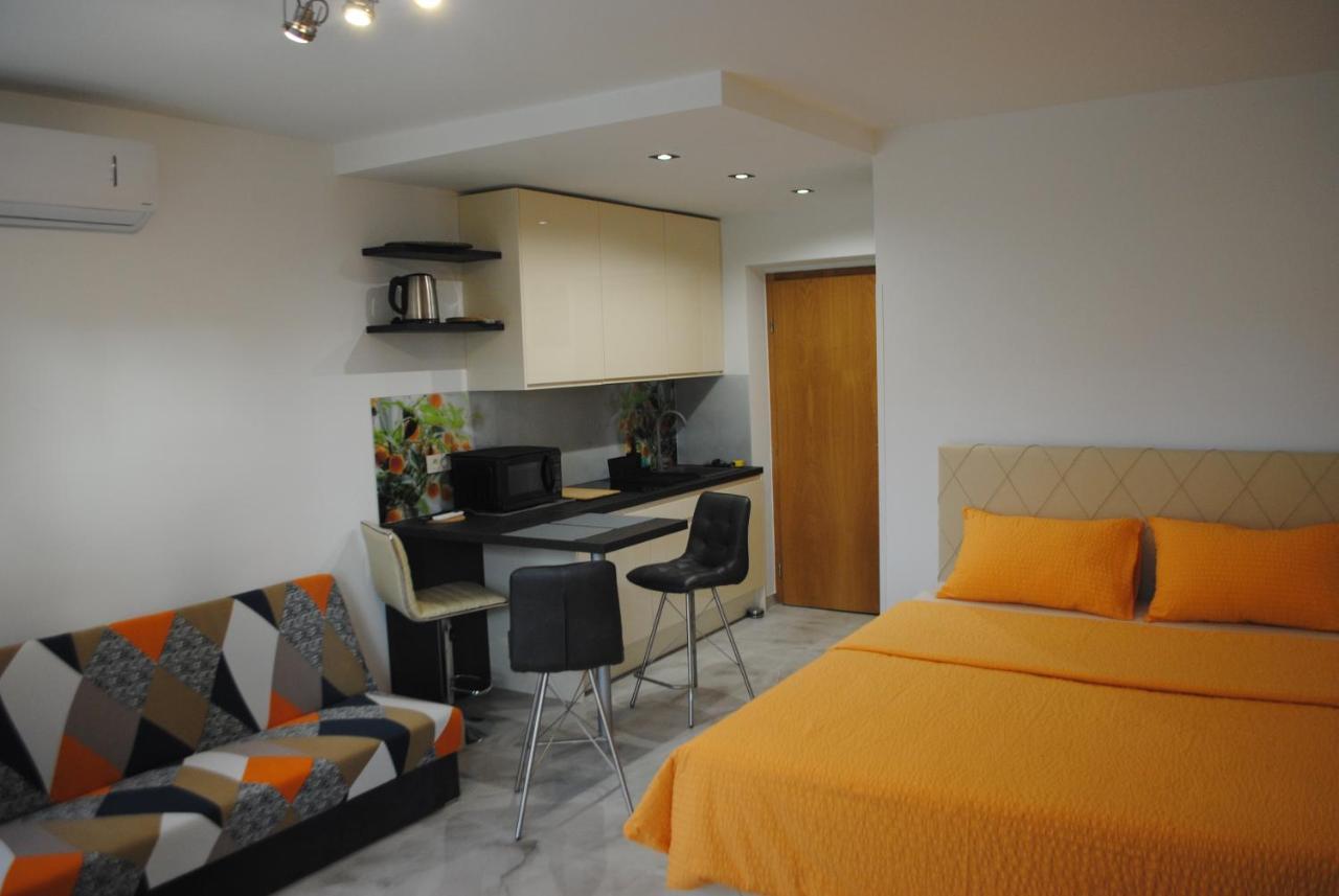 Apartments Samec Izola Exterior photo