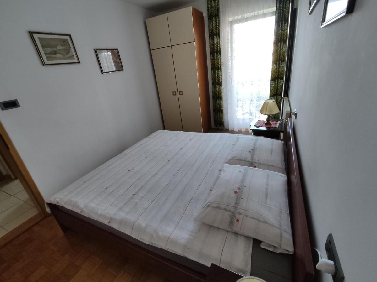 Apartments Samec Izola Exterior photo